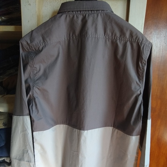 New Russell Park Colorblock Woven Shirt - Picture 2 of 4